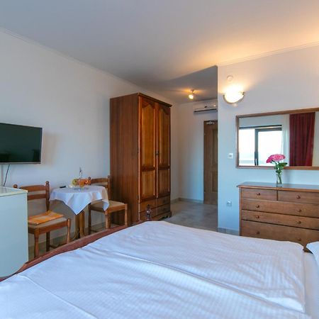 Adria Brela Apartments 外观 照片