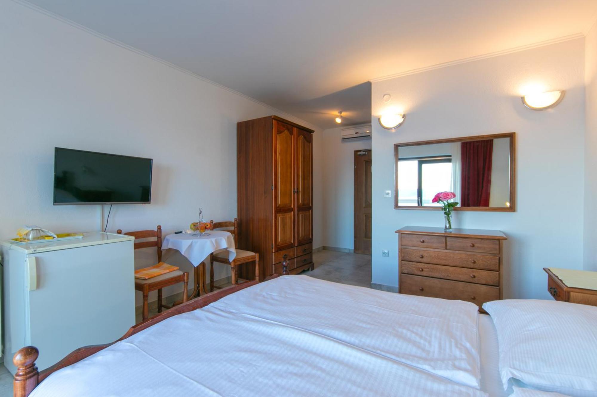 Adria Brela Apartments 外观 照片