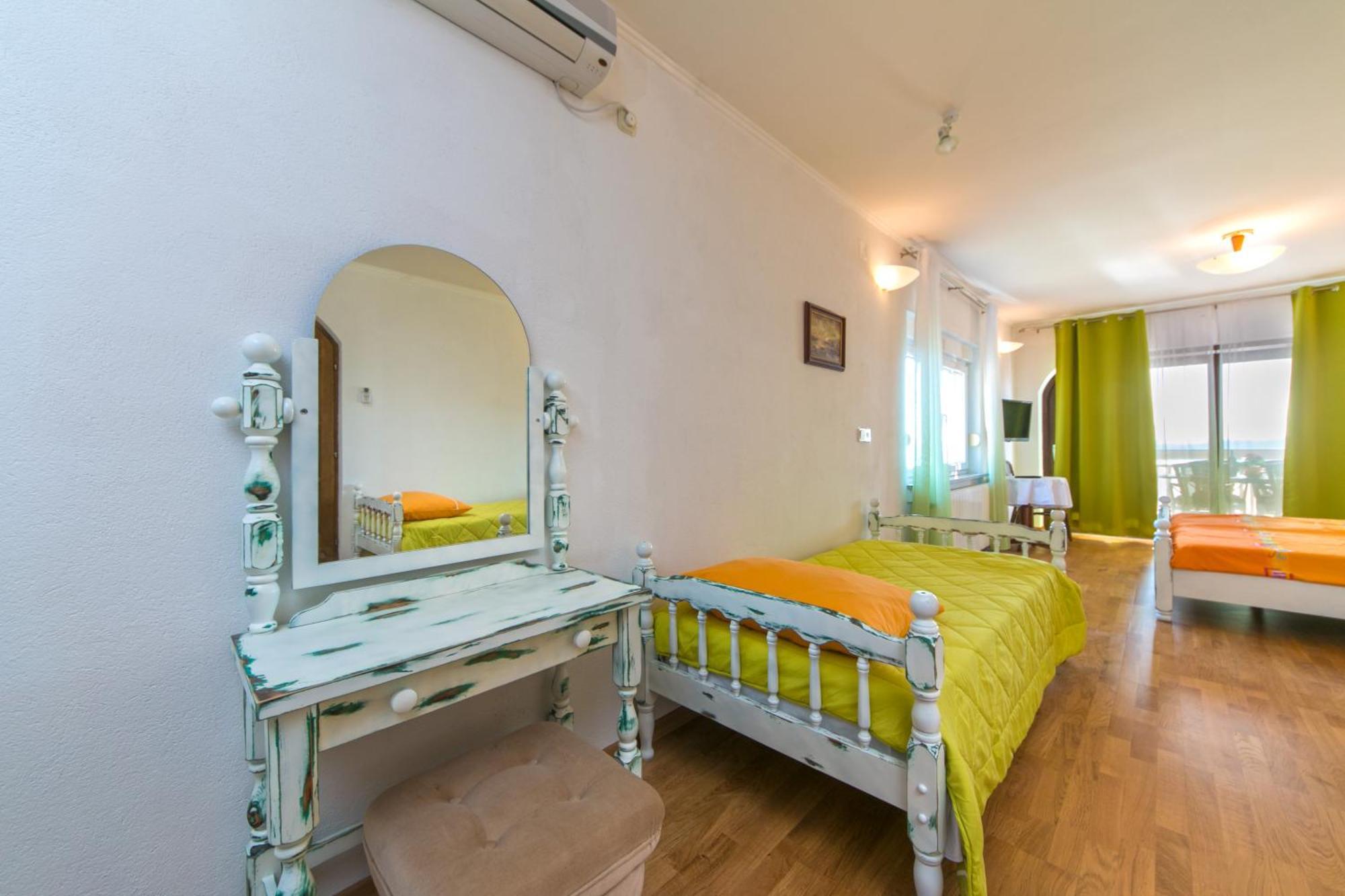 Adria Brela Apartments 客房 照片